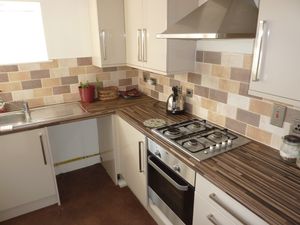 KITCHEN- click for photo gallery